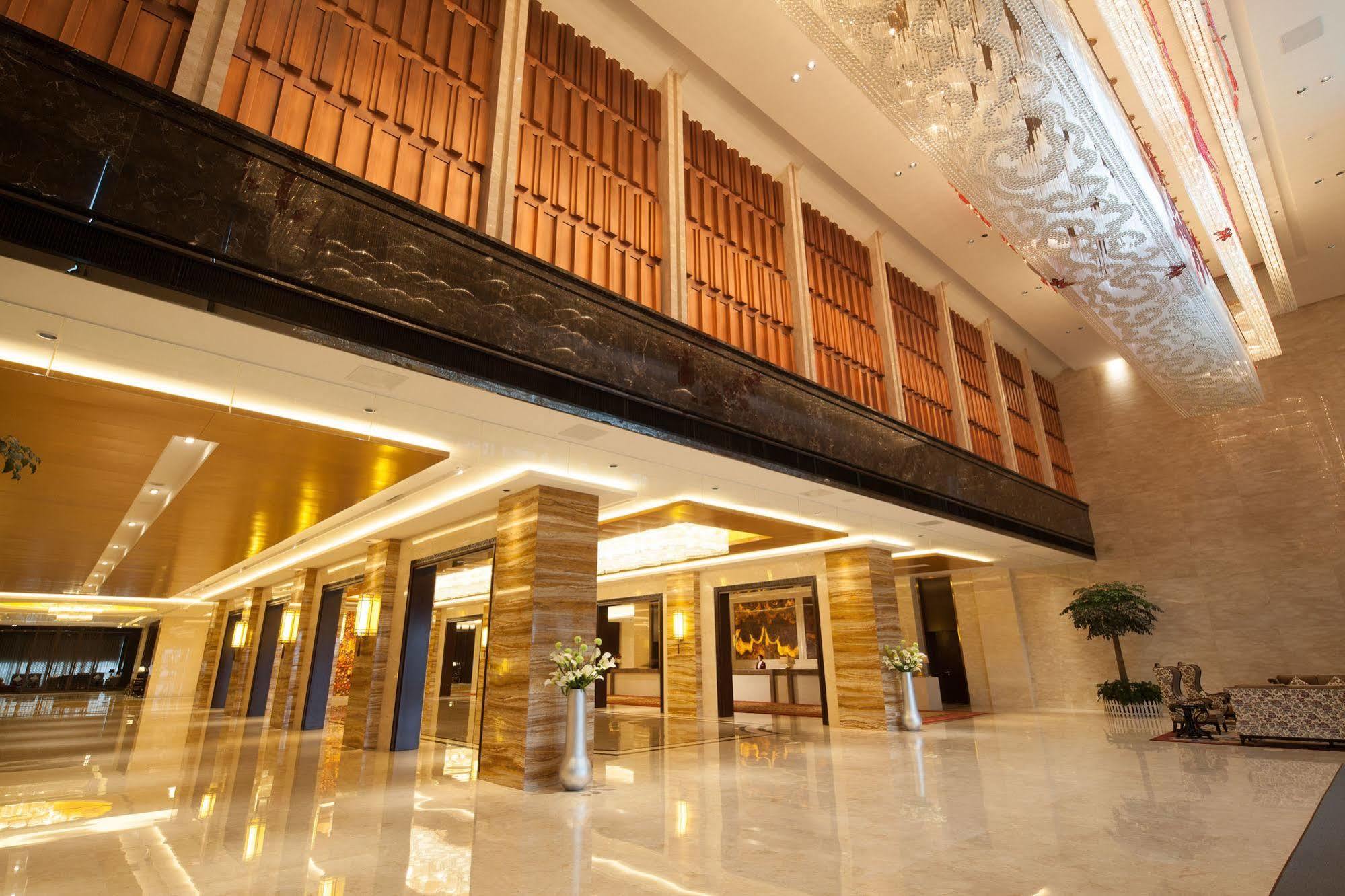 XIY Xi'An Airport Hotel מראה חיצוני תמונה